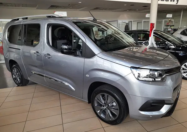 toyota Toyota Proace City Verso cena 147700 przebieg: 6, rok produkcji 2024 z Świecie